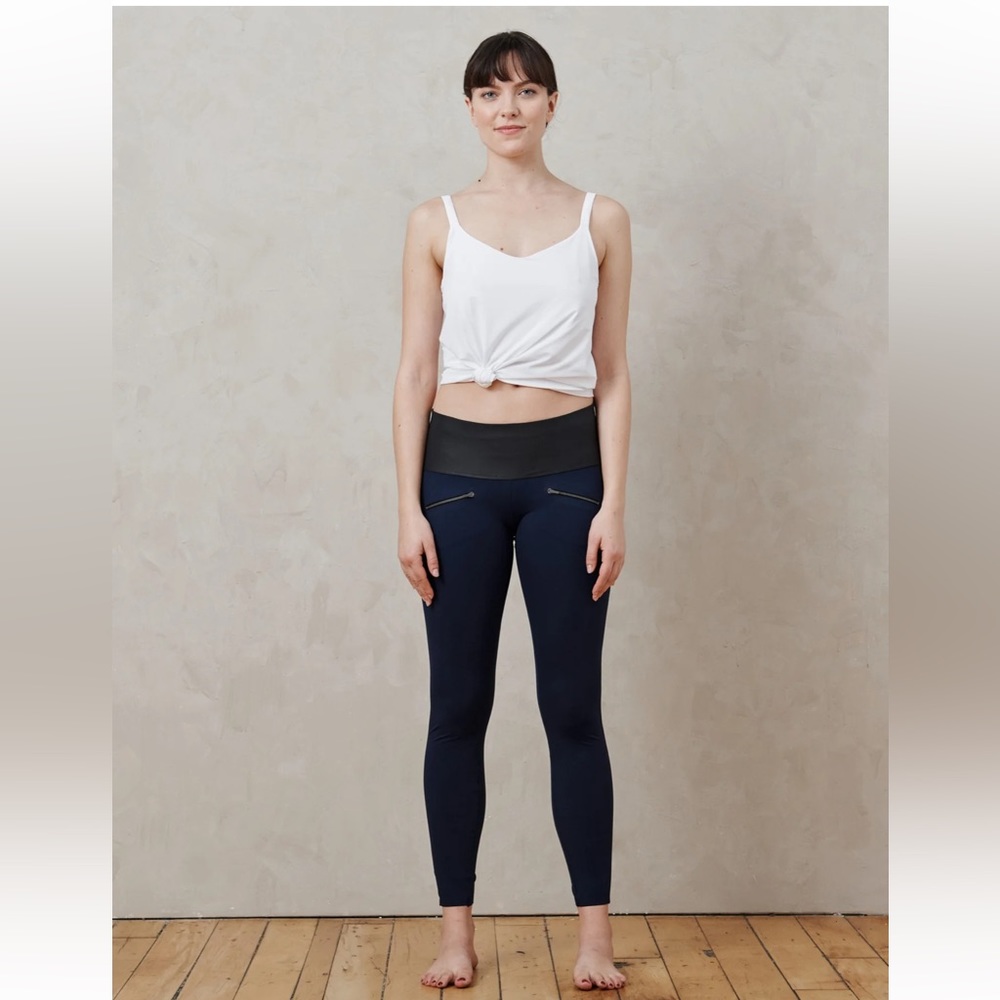 ADAY Throw And Roll Leggings Tights Navy Size L Blue